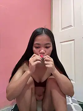 Snapshot of princess_janine chatting on September 10, 12:05 pm princess janine online show from September 10, 12:05 pm