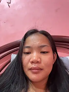 Snapshot of princess_janine chatting on October 27, 11:41 pm princess janine online show from October 27, 11:41 pm