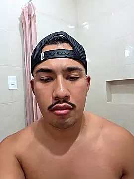 Leo guy online show from May 8, 6:52 am