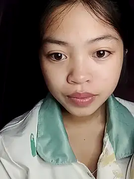 Thy00   online show from October 31, 7:37 pm