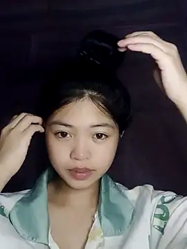 Thy00   online show from November 7, 4:18 pm