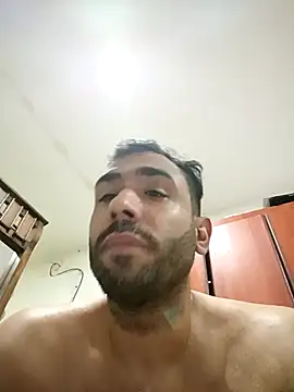 Snapshot of morenocabro10 chatting on December 19, 11:34 pm morenocabro10 online show from December 19, 11:34 pm