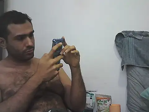 Snapshot of morenocabro10 chatting on January 15, 1:43 am morenocabro10 online show from January 15, 1:43 am