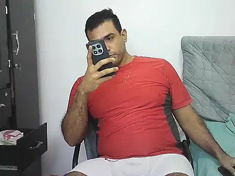 Snapshot of morenocabro10 chatting on March 1, 7:16 pm morenocabro10 online show from March 1, 7:16 pm