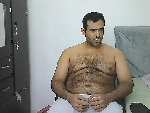 Snapshot of morenocabro10 chatting on March 7, 12:29 am morenocabro10 online show from March 7, 12:29 am