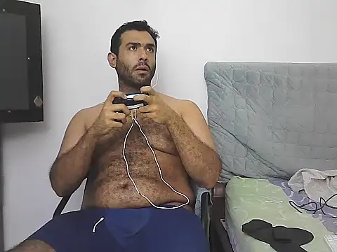 Snapshot of morenocabro10 chatting on March 14, 6:52 am morenocabro10 online show from March 14, 6:52 am