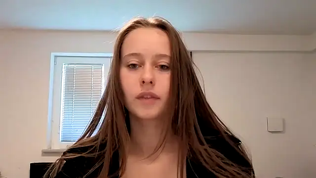 Snapshot of Kisacka chatting on October 25, 10:34 am Kisacka online show from October 25, 10:34 am