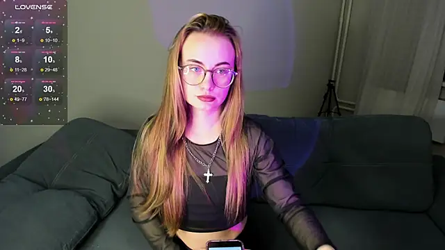 Snapshot of MewStella chatting on November 2, 10:34 pm MewStella online show from November 2, 10:34 pm