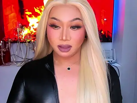 Snapshot of Madisonwill chatting on March 21, 4:43 pm Madisonwill online show from March 21, 4:43 pm