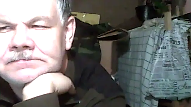 Snapshot of A1B3- chatting on November 20, 4:40 pm A1B3- online show from November 20, 4:40 pm