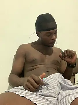 Snapshot of Torvii_bnz16 chatting on February 28, 7:26 pm Torvii bnz16 online show from February 28, 7:26 pm