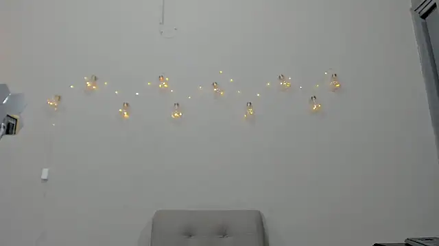 Snapshot of alianim chatting on February 22, 7:23 pm alianim online show from February 22, 7:23 pm