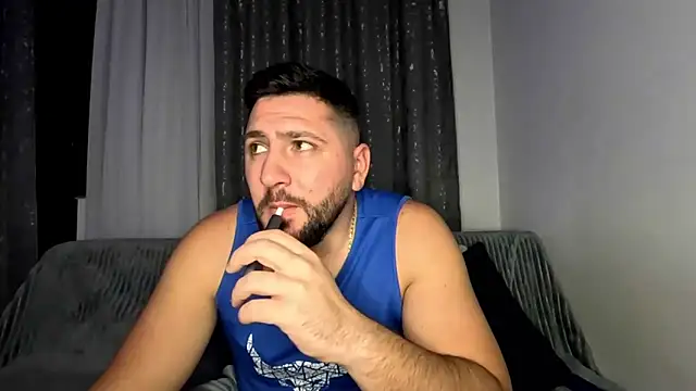 Gold Alpha Boy online show from November 4, 5:23 pm