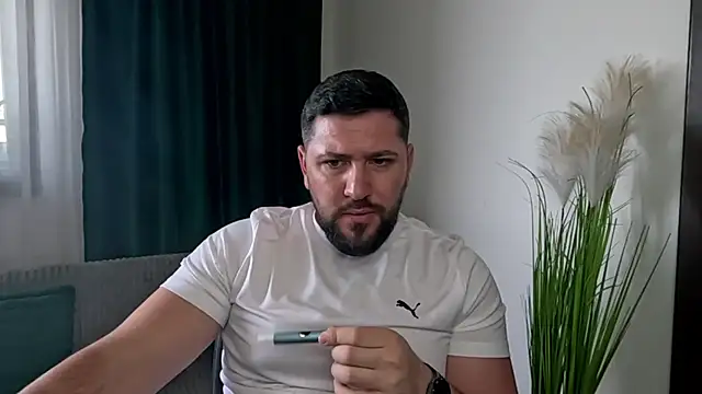 Gold Alpha Boy online show from April 15, 1:07 pm