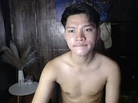 Helleron online show from November 26, 3:46 pm