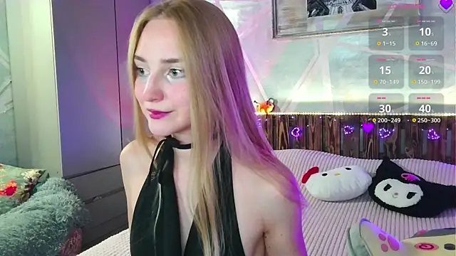 Luna-Fever online show from September 21, 3:02 pm