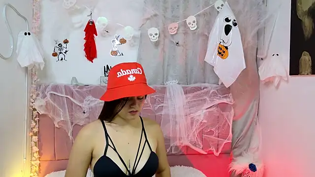 sukilove18 online show from October 14, 11:16 pm