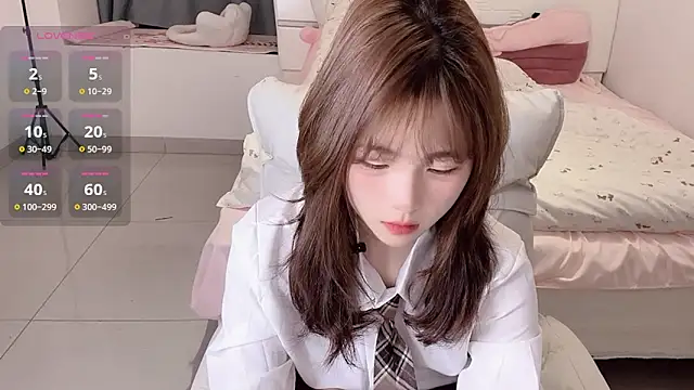 gougou77 online show from March 18, 12:41 pm