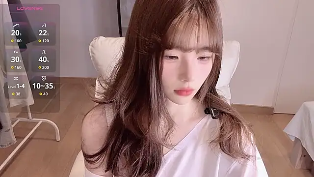gougou77 online show from July 15, 12:32 pm