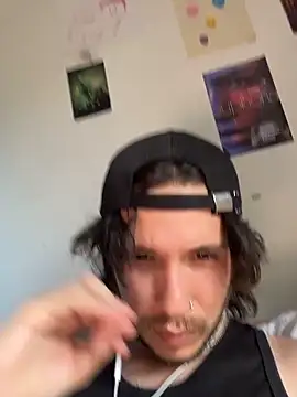 Luxx 14 online show from February 20, 9:15 pm