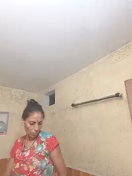 ISHANI-SINGH online show from October 17, 5:26 pm