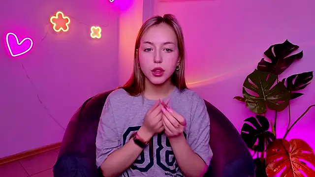 CindySparkl online show from March 17, 3:22 am