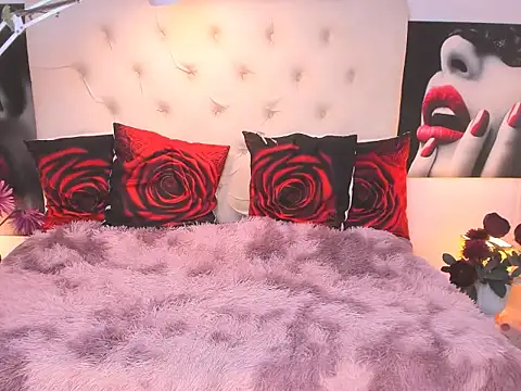 Playfullmaniac online show from November 25, 6:30 pm