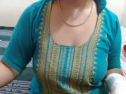 Snapshot of Hot_anika_ chatting on October 14, 4:35 am Hot anika  online show from October 14, 4:35 am