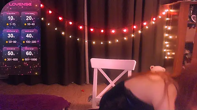 Crystal2207 online show from April 5, 8:28 pm