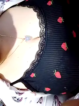 Snapshot of Hnonasix89 chatting on March 25, 3:23 am Hnonasix89 online show from March 25, 3:23 am