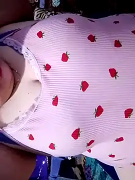 Snapshot of Hnonasix89 chatting on April 9, 7:08 pm Hnonasix89 online show from April 9, 7:08 pm