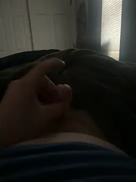 Snapshot of Buck2000 chatting on April 5, 12:13 pm Buck2000 online show from April 5, 12:13 pm