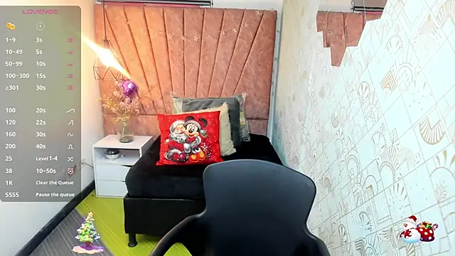 Lia Blake  online show from January 7, 12:40 pm