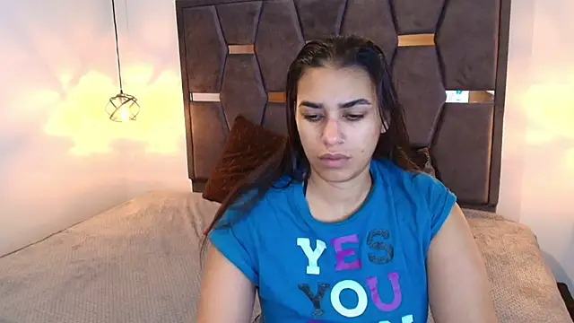 Lia Blake  online show from April 6, 11:33 am