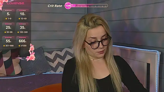 Snapshot of Crystal_Jull chatting on October 16, 1:45 pm Crystal Jull online show from October 16, 1:45 pm