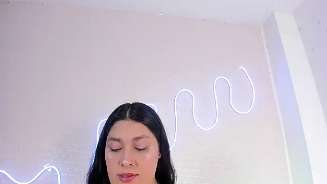 missweetpeach online show from November 9, 5:33 pm