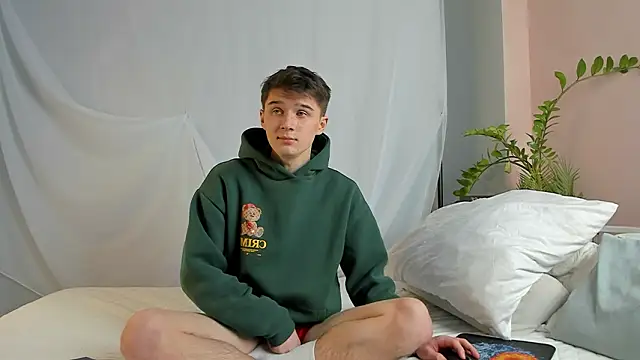 SherlockMax online show from March 19, 6:45 pm