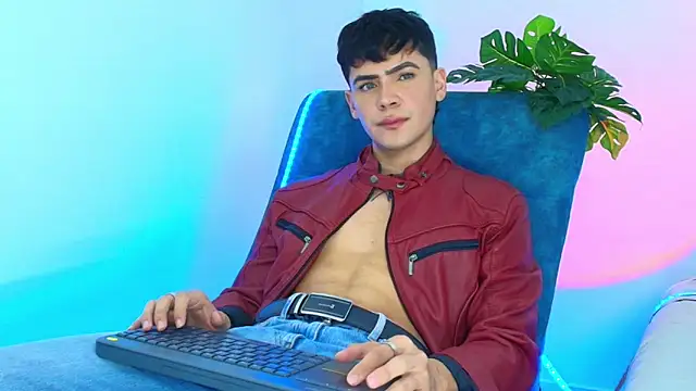 CamiiGuzmanX online show from October 28, 8:44 pm