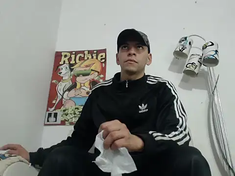 Thomasjons  online show from November 10, 10:03 am