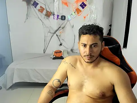 ashlan king online show from October 30, 2:35 am