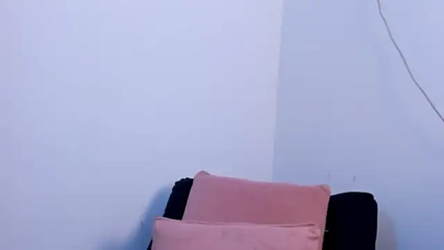 axel davis  online show from November 6, 11:00 am