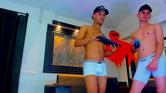 Snapshot of Rick_big chatting on October 12, 4:00 am Rick big online show from October 12, 4:00 am