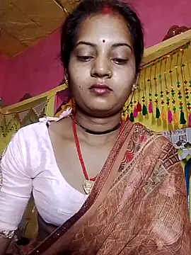 Snapshot of Hot_bbbb chatting on April 13, 10:48 pm Hot bbbb online show from April 13, 10:48 pm