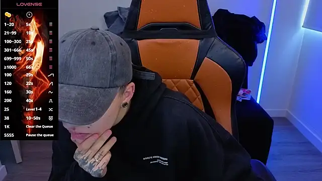 imlaiaaa online show from November 2, 9:17 pm