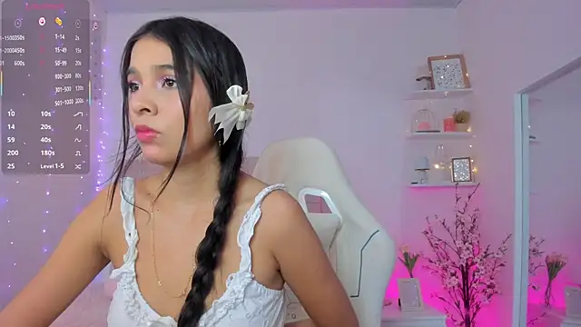 Snapshot of kim_dreams18 chatting on January 11, 11:21 pm kim dreams18 online show from January 11, 11:21 pm