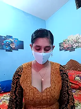 Snapshot of Cute_Faria chatting on February 18, 4:41 am Cute Faria online show from February 18, 4:41 am