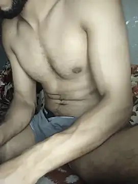 Snapshot of ahmed-eg1997 chatting on May 24, 12:04 am ahmed-eg1997 online show from May 24, 12:04 am