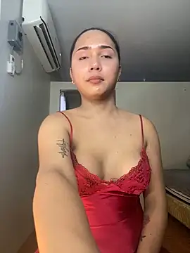 IvoryKath online show from April 29, 6:17 am