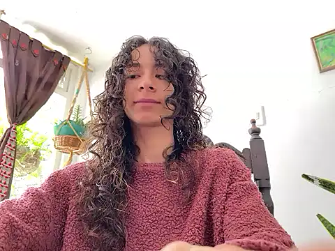 Snapshot of camille_delrey chatting on November 5, 4:51 pm camille delrey online show from November 5, 4:51 pm