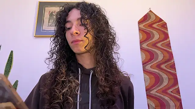 Snapshot of camille_delrey chatting on December 16, 12:59 am camille delrey online show from December 16, 12:59 am